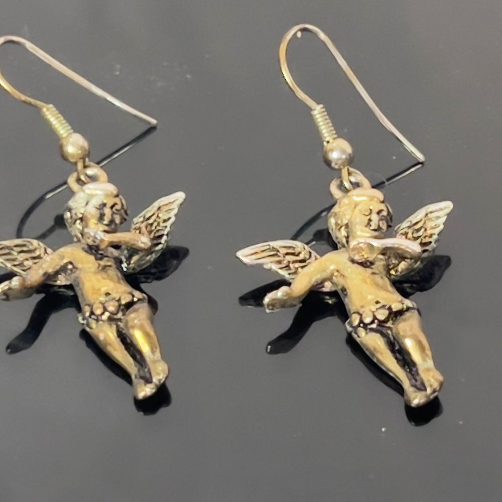 Vintage Cherub Angel Drop Earrings Antique Gold Tone Celestial Flying Wings